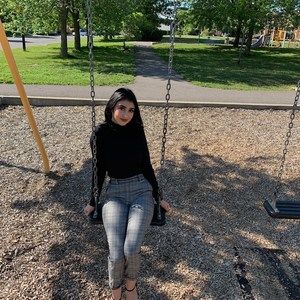 Meet your Posher, Nora